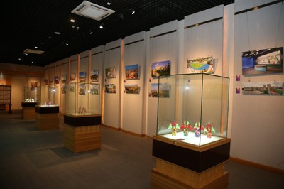 2021年茶山镇“庆国庆”文艺精品联展揭幕 讴歌党的光辉历程和伟大成就
